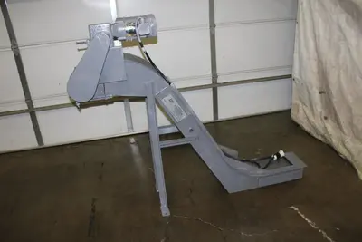 LIVONIA 9" X 60" B-11 MAGNETIC INCLINE CONVEYOR Conveyors, Magnetic | Timco, Inc. (1)