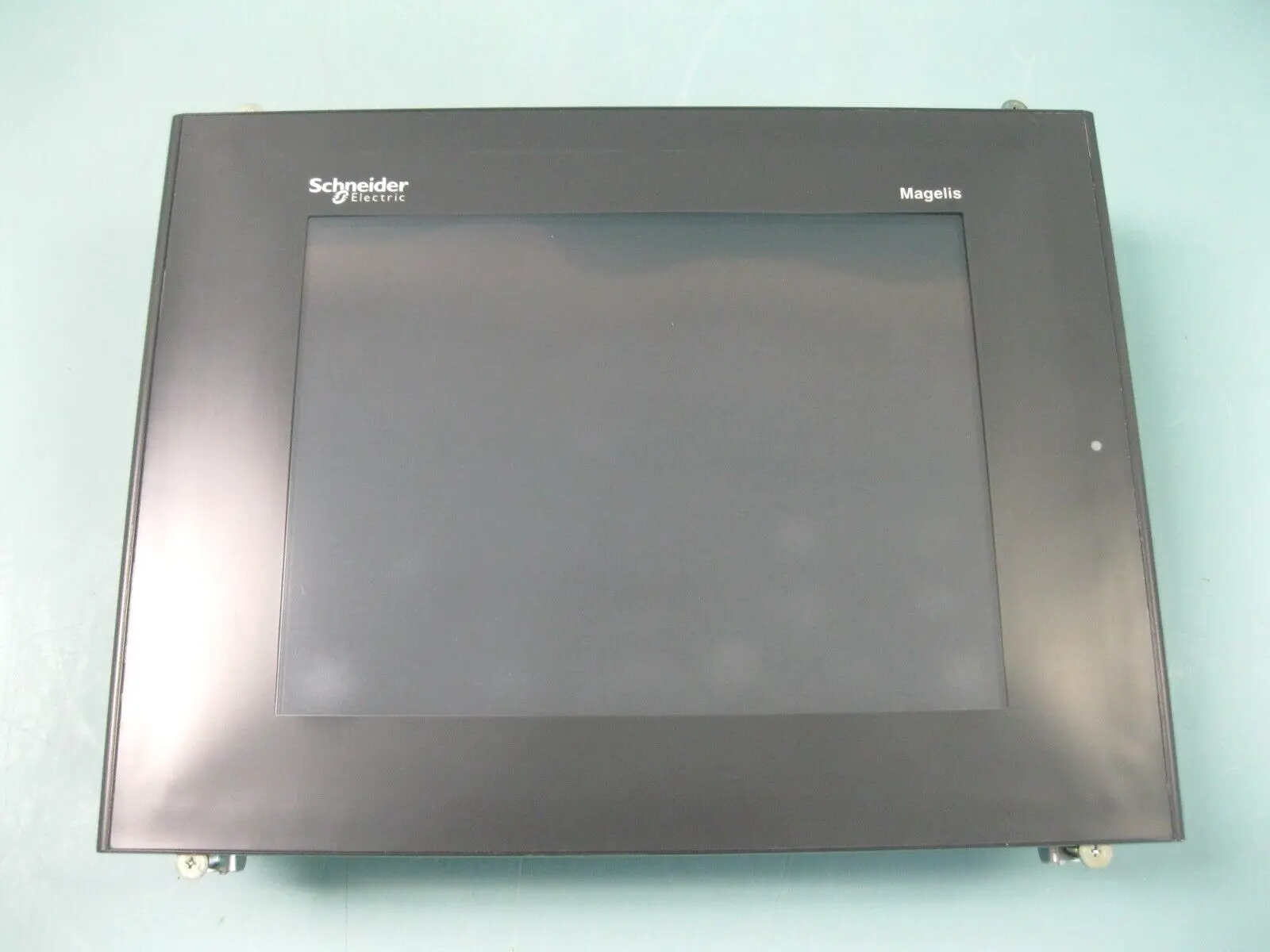 USED Schneider Electric XBTGT5230