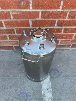 USED ALLOY PRODUCTS 45 LITER STAINLESS STEEL PRESSURE VESSEL 130 PSI