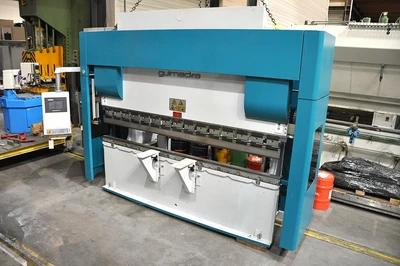 USED ADIRA PM 135 TON X 3100 MM CNC