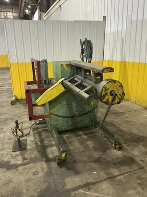 8,000 LBS X 36" DALLAS MODEL #DPR-8000-36 MOTORIZED UNCOILER COIL REEL : YOBRO #24887