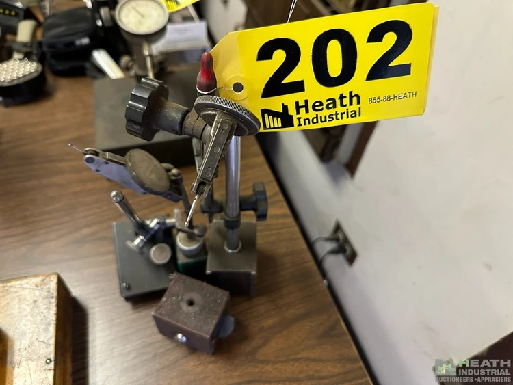 Used _UNKNOWN_ (3) MAGNETIC BASE INDICATOR STANDS Magnetic Bases Illinois US | Heath Industrial Auction Services #1419952
