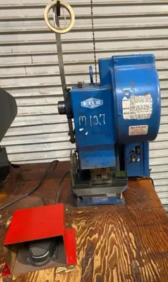 Perkins 3 Ton Model JR Bench Top ETCO Wire Terminal Press Crimping Machine