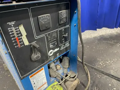 USED MILLER CP300