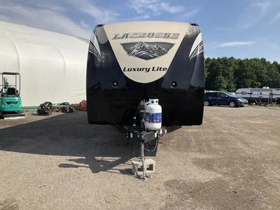 Used 2017 FOREST RIVER LACROSSE Campers, Caravans, Motorhomes Michigan US | Miedema Asset Management Group #1411189