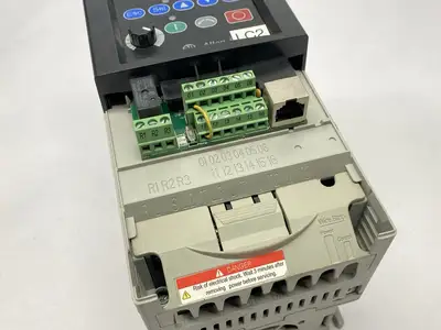 USED ALLEN-BRADLEY ALLEN BRADLEY 22A-D6P0N104 SER A POWERFLEX