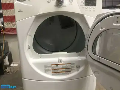 USED WHIRLPOOL DUET STEAM ELECTRIC DRYER ON STORAGE PEDESTAL HIGH EFFICIENCY ENERGY STAR