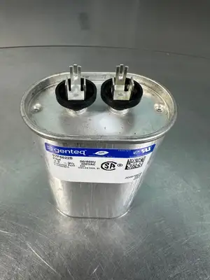 Used Genteq 97F6622s Capacitors South Carolina US | Palmetto Automation #1161301