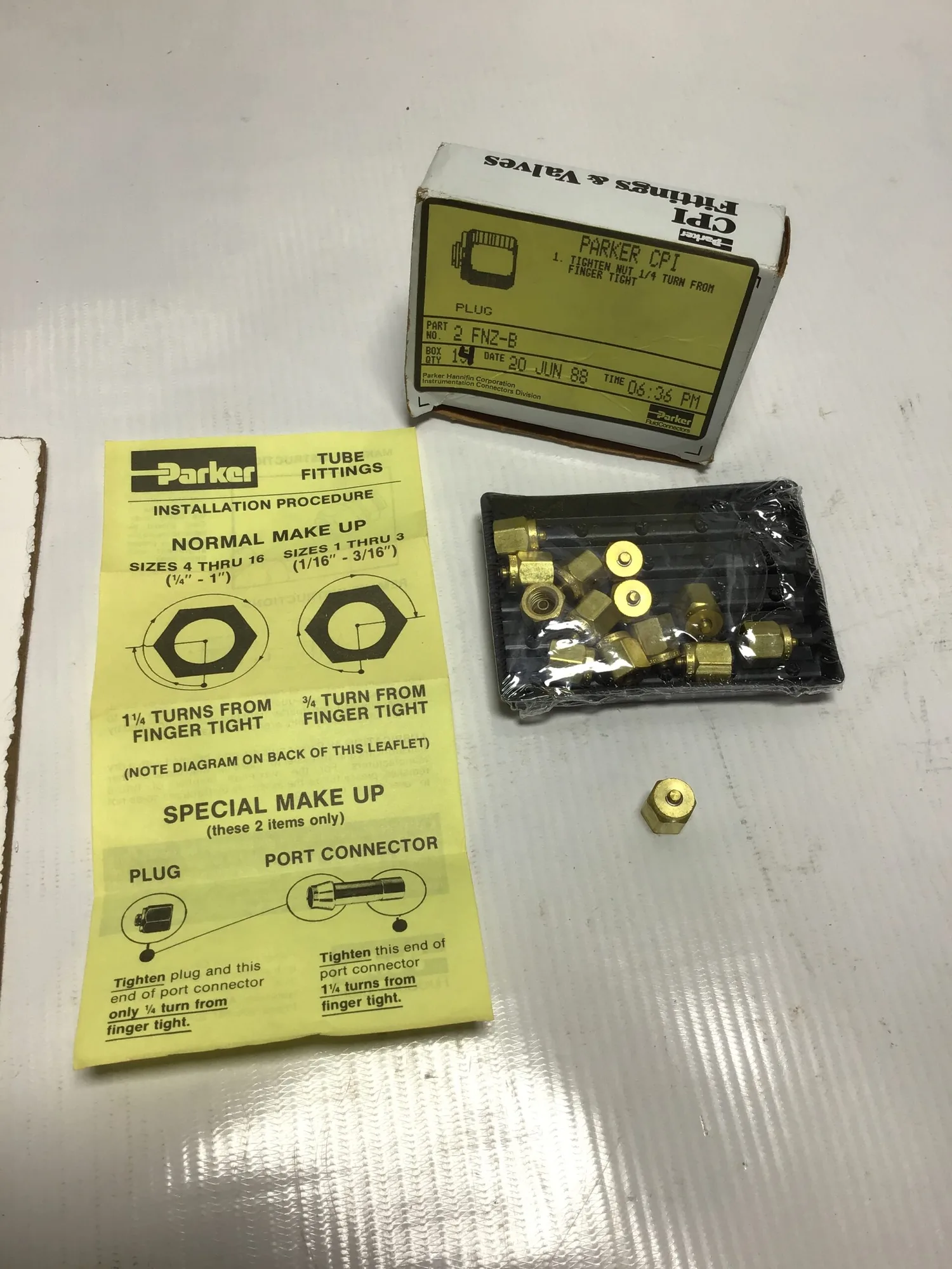 Parker 2 FNZ-B Tube Fitting( Lot of 2)
