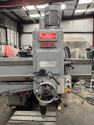 IKEDA 
			4’ RADIAL ARM DRILL
