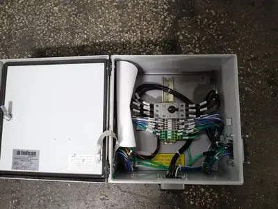 Fused Power Tee Box