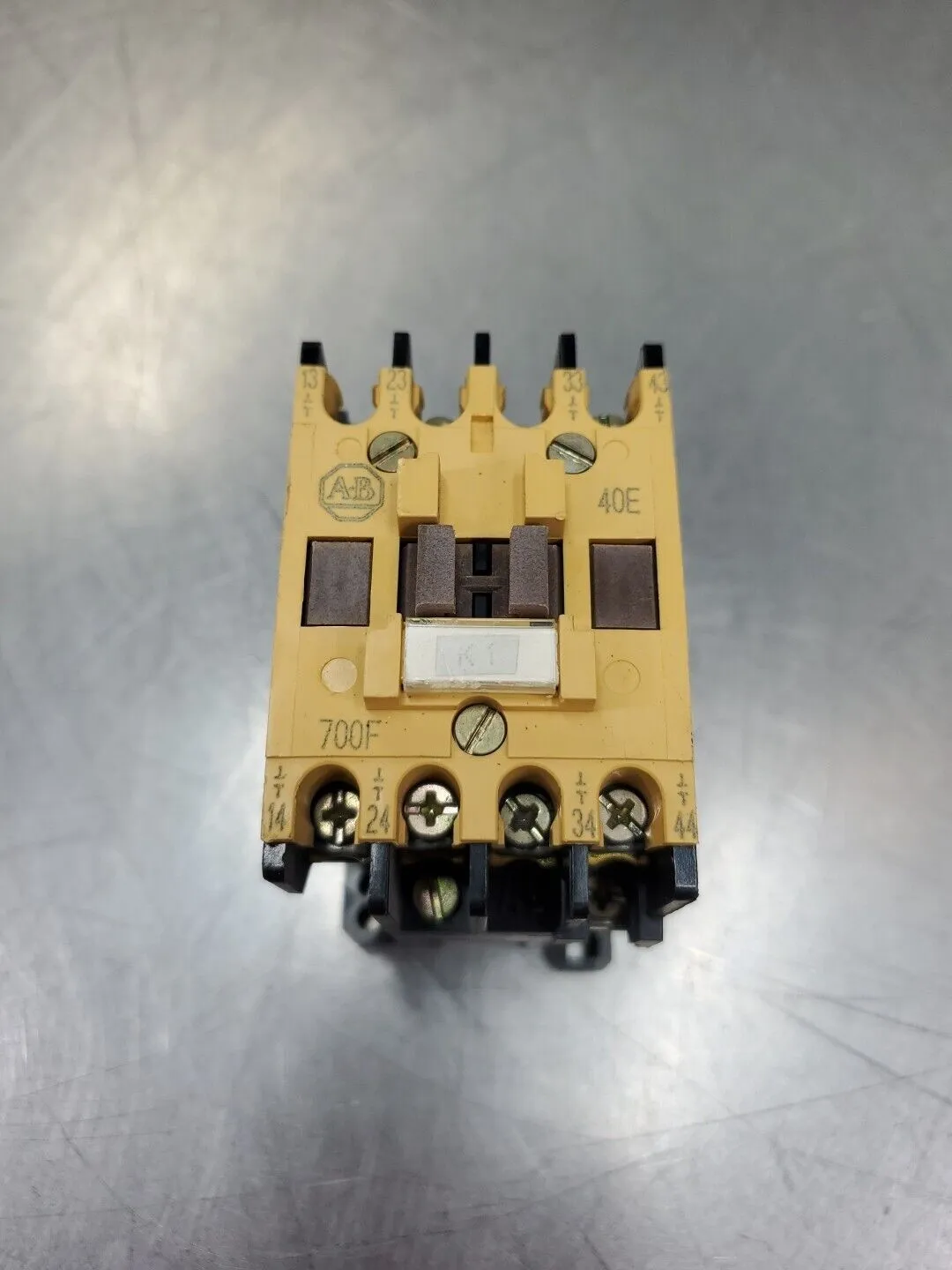 Allen Bradley 700-F400A4 RELAY, 10A 660V. 4D-31