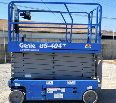 USED 2014 Genie GS-4047