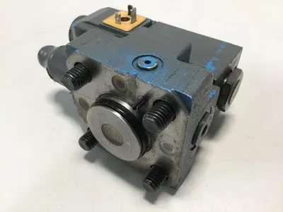 USED VICKERS DG4V-3-2AL-M-U-HL7-60