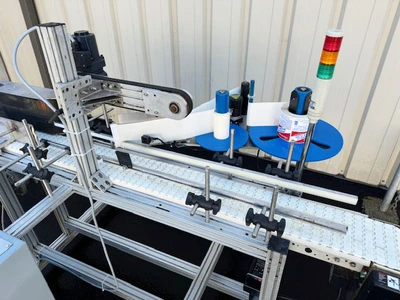 FoxJet Pressure Sensitive Spot or Wrap Around Labeler