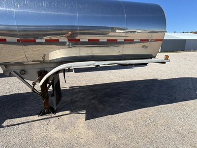 Used 2006 ST&E MILK TANKER TRAILER Tanker Trailers Michigan US | Miedema Asset Management Group #1709544