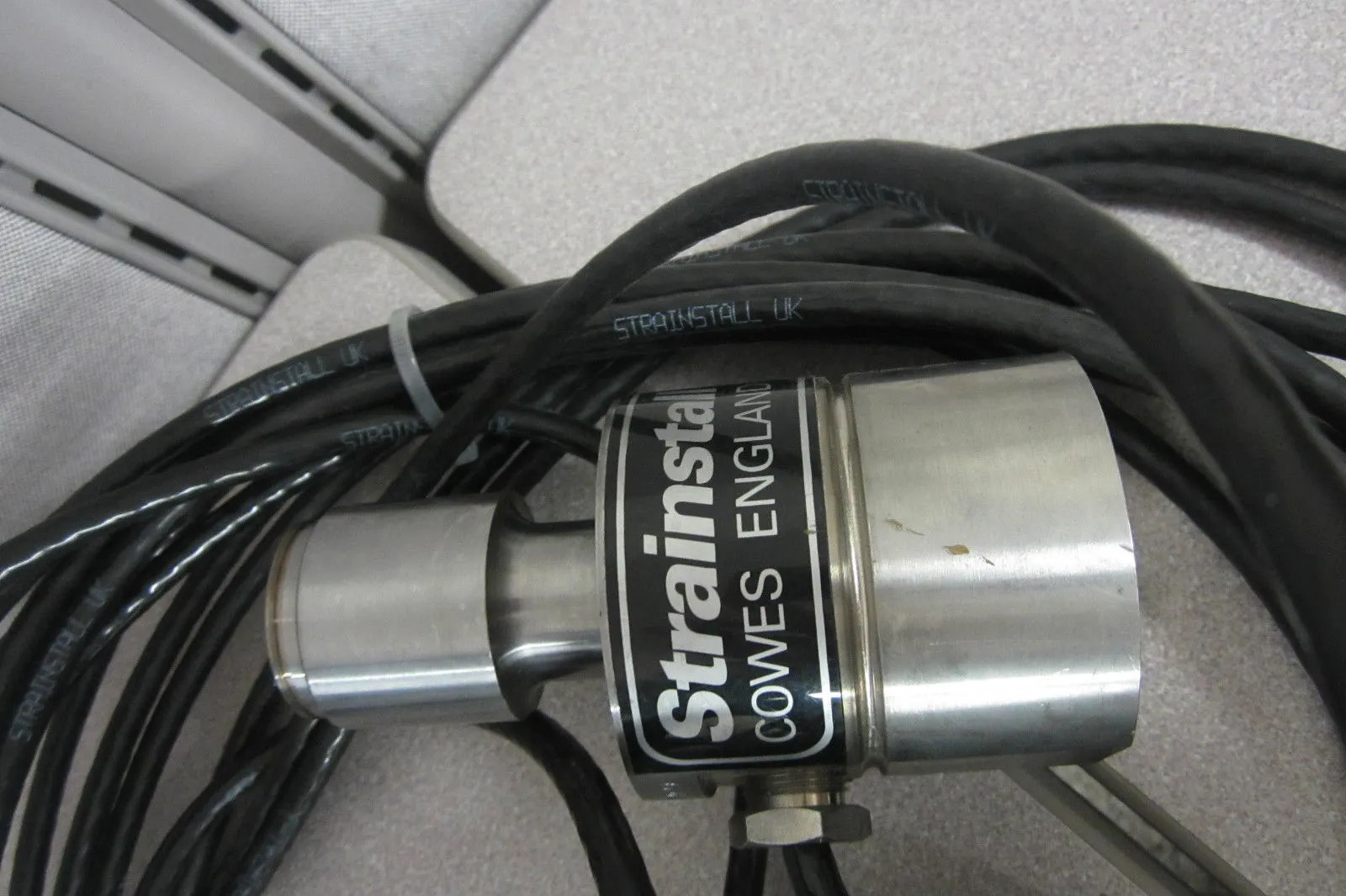 STRAINSTALL TYPE 2854 LOAD CELL WITH CABLE