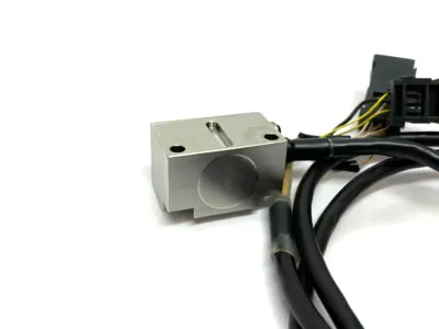 Used FANUC aiBZ Programmable Logic Controller Module Servo Motor Sensor Sensors Michigan US | Maverick Industrial Sales #1454211
