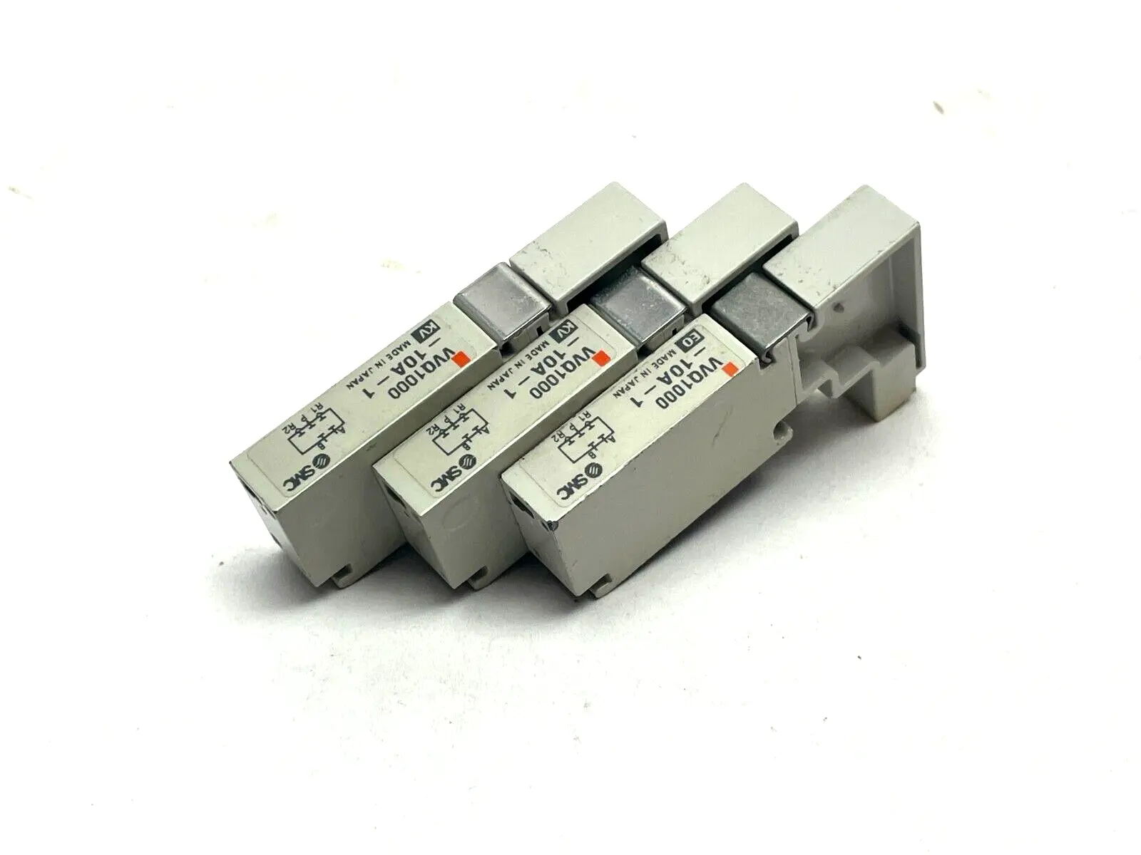 VVQ1000-10A-1 | SMC  Blanking Plate LOT OF 3 - Used