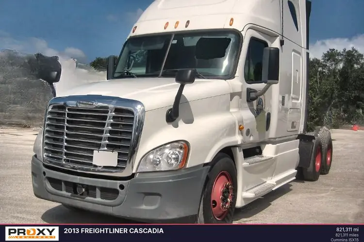 Used 2013 FREIGHTLINER CASCADIA Conventional trucks Florida US | Proxy Equipment #1384950