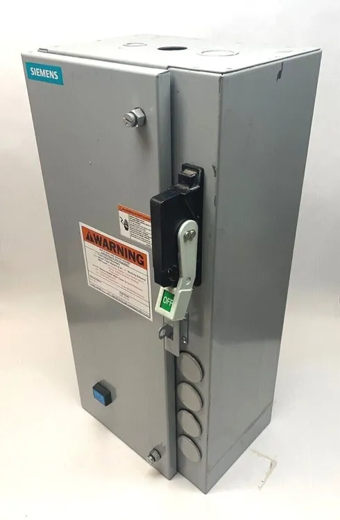 Used SIEMENS THREE PHASE COMBINATION MAGNETIC STARTER Starters | Maverick Industrial Sales #1116745