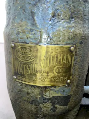 5.5 TON WATSON STILLMAN HYDRAULIC PRESS: YOBRO #24619