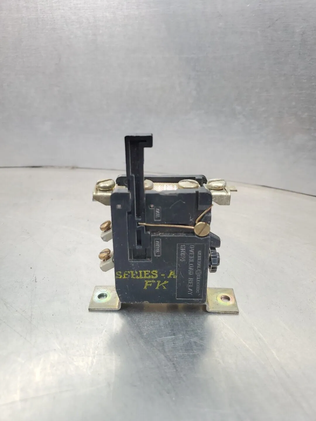 General Electric CRI24 Ser A FK Overload Relay. 4D-13
