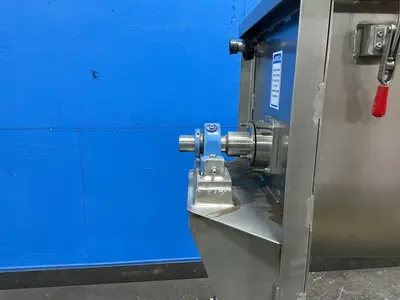 USED S. HOWES ES244