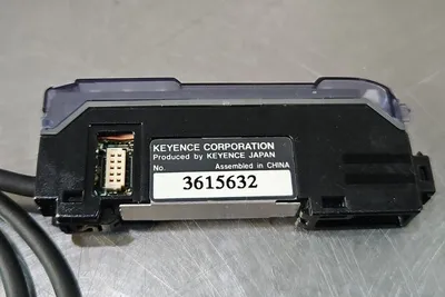 Keyence FS-V21 Photoelectric Sensor Amplifier. 3C-18