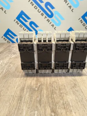 Allen-Bradley 3RV1721-1JD10 Circuit Breakers | ESS Industrial Equipment Sales (7)