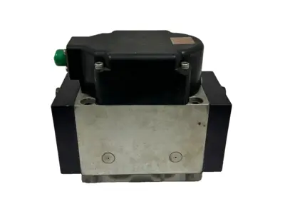 SCHNECK / PEGASUS 180RB SERVO VALVE R97166-25.0-P 4075V 25GPM REFURBISHED