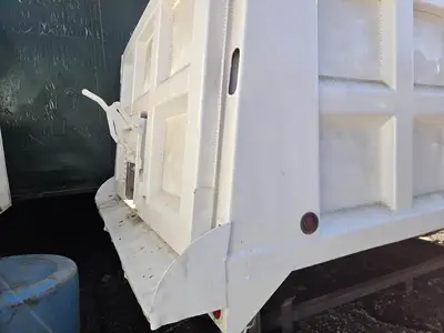 USED 2017 SUPERIOR 15'
