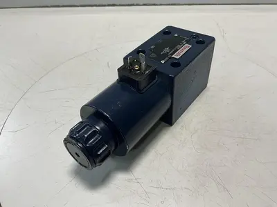 USED REXROTH 5-4WE 10 J2B33/CG24N9K4