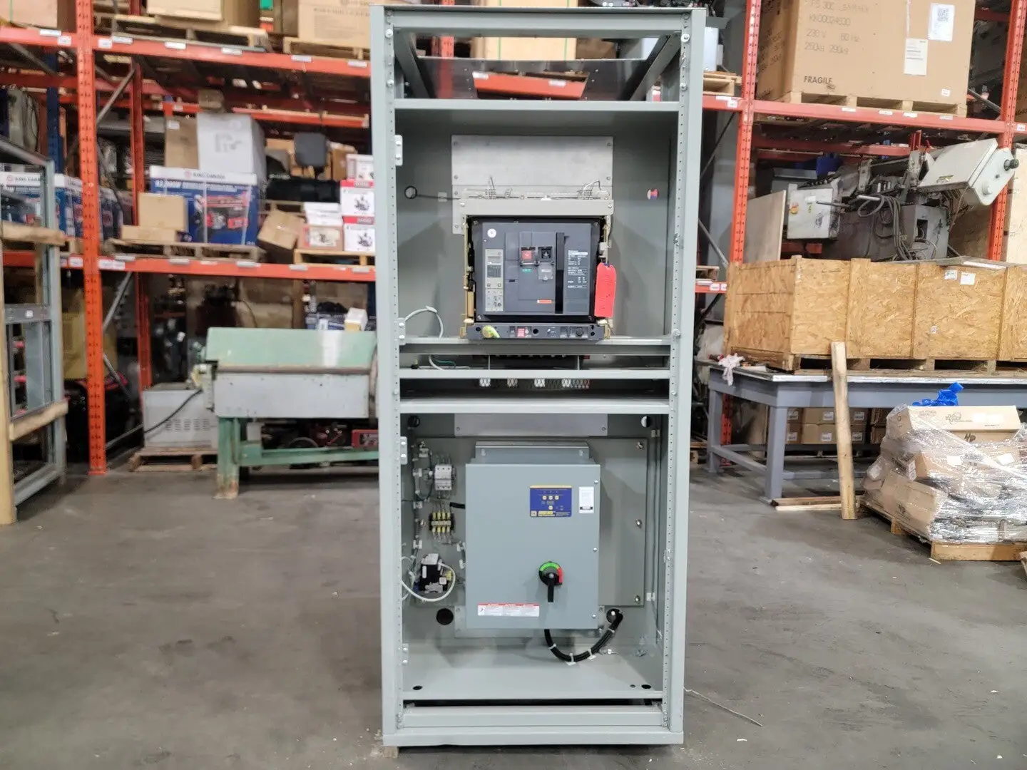 USED SQUARE D NW32H1