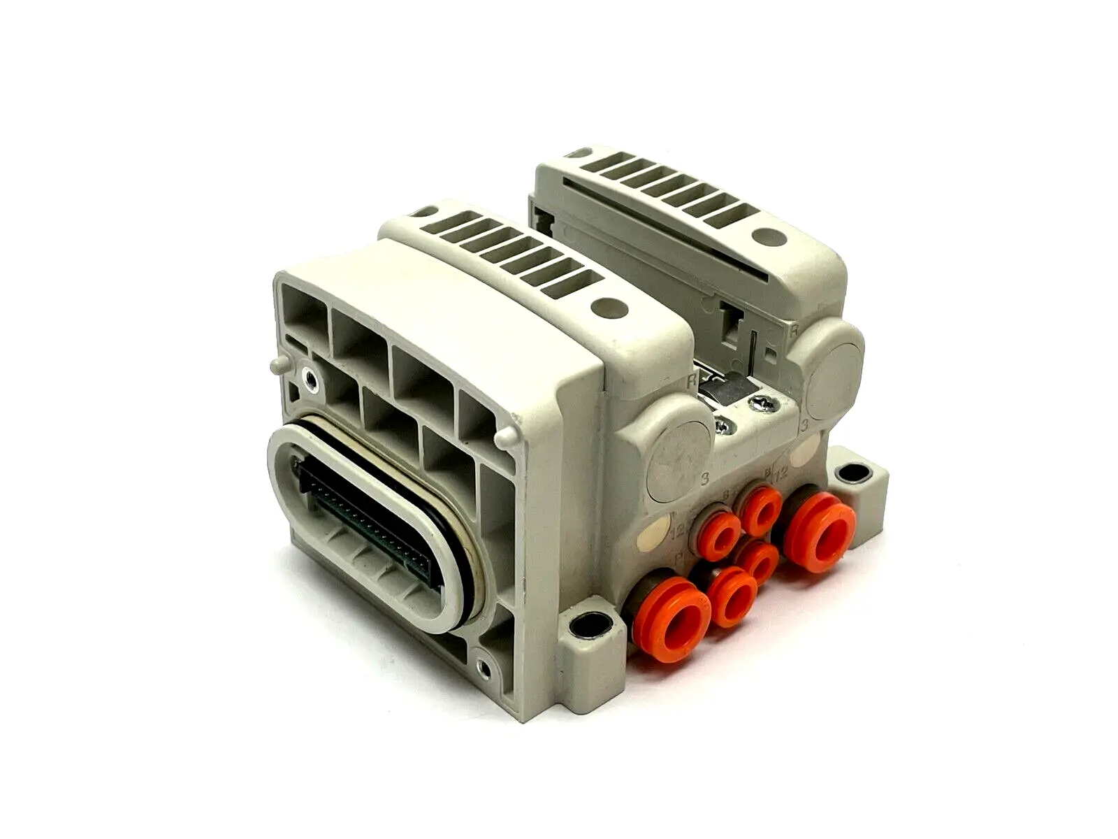 VV5QC11-02N3FD0-S | SMC  Plug-In Manifold Base - Used