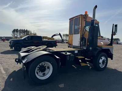 Used 2017 KALMAR T2 4X2 JOCKEY Tow Tractors Minnesota US | Carco Truck & Equipment #1514318
