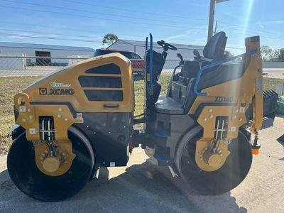 XCMG XD140 Double Drum Vibratory Roller | Iron Listing (10)