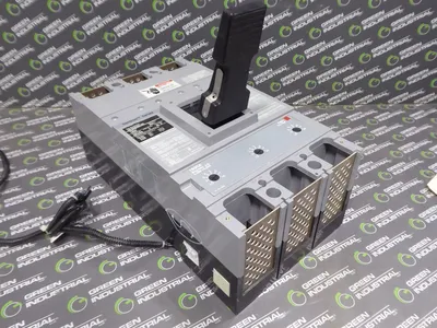 1600A Siemens HPXD63B160 Sentron Series Circuit Breaker 600VAC 3 Pole Used