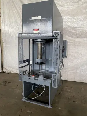 USED DENISON FQ75