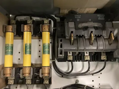 Used ALLEN BRADLEY 2106B-BAB-6-24 Starters | Surplus Asset Holdings #1204910
