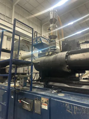2004 VAN DORN Caliber 2200 Horizontal Plastic Injection Molding Machines | JYC MACHINERY (12)