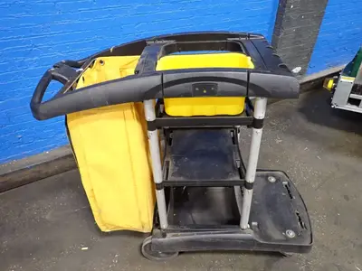 Rubbermaid Janitor Cart