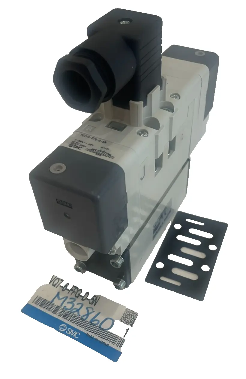 NEW SMC VQ7-6-FPG-D-5N SOLENOID VALVE W/VV71-FPG VQ76FPGD5N