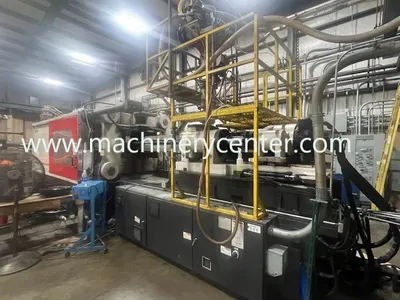 2002 MILACRON Maxima 880 Injection Molders 801 To 900 Ton | Machinery Center (4)
