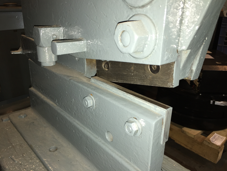 Used _UNKNOWN_ _UNKNOWN_ Sheet Metal Shears New Jersey US | H. Weiss Machinery & Supply #1231782