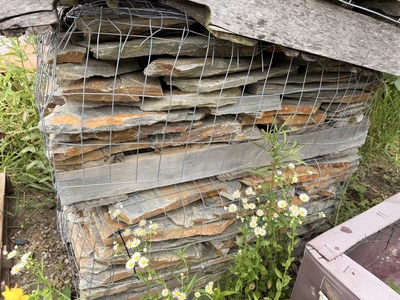 USED GET REAL NATURAL SLATE STONE ARCHITECTURAL SERIES APPROXIMATELY 250SQ FT