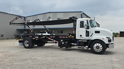 New | in-Stock 2027 MACK MD7 Rolloff Trucks Texas US | Roll Off Truck World #1491899