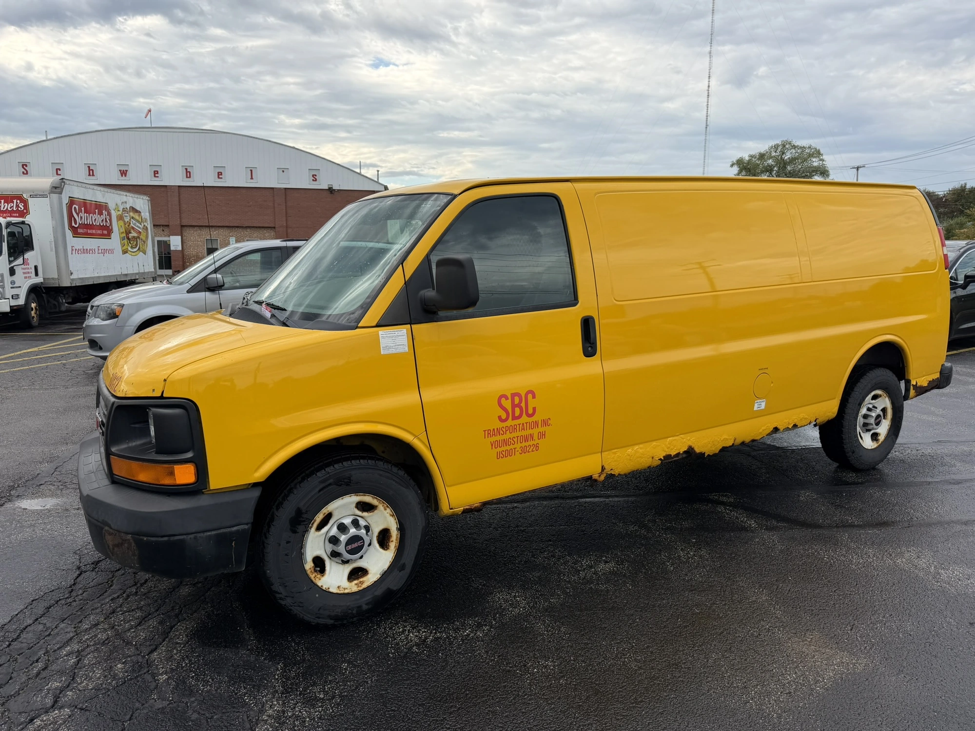 Used 2011 GMC SAVANA Vans Ohio US | Miedema Asset Management Group #1577803