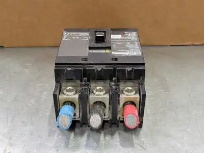 USED SQUARE D QBL32200