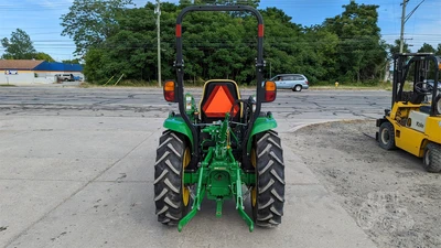 USED 2015 JOHN DEERE 3033R